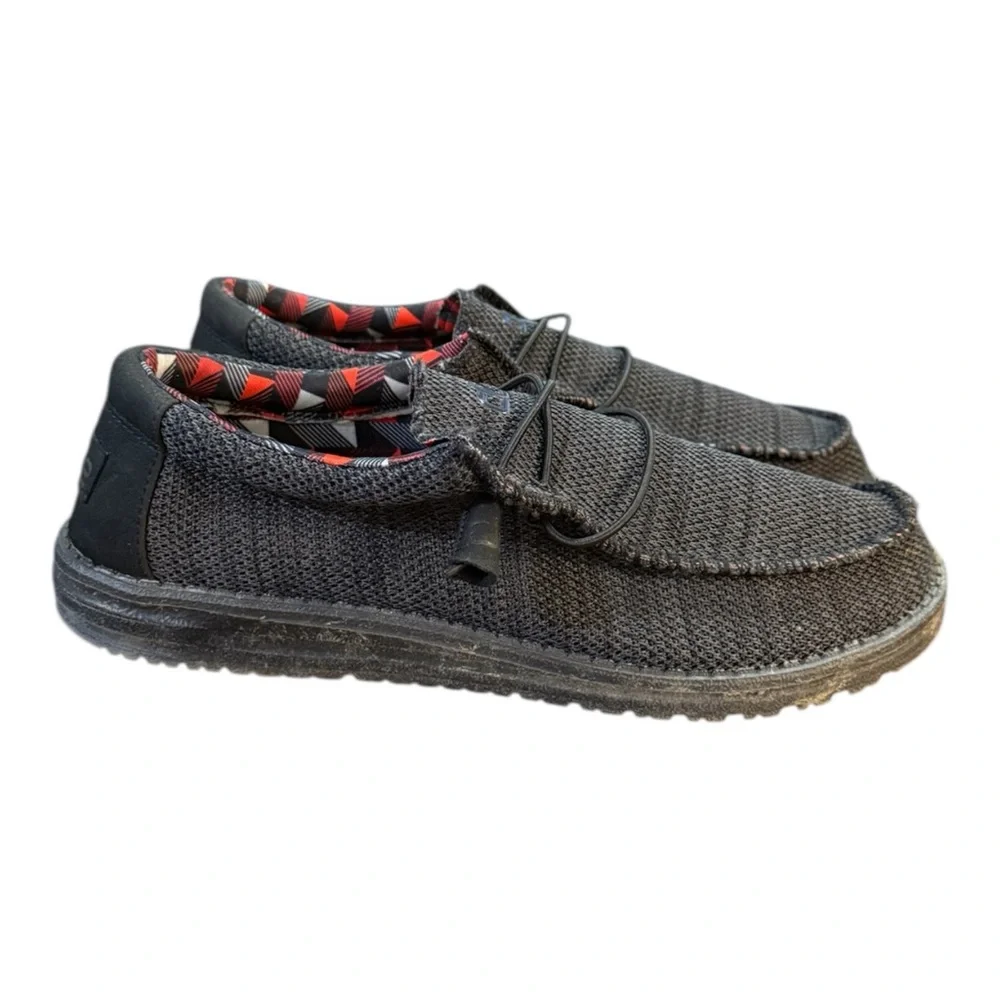Hey Dude Wally Sox Jet Black Canvas Shoes Men’s Size 9 Women’s Size 10.5